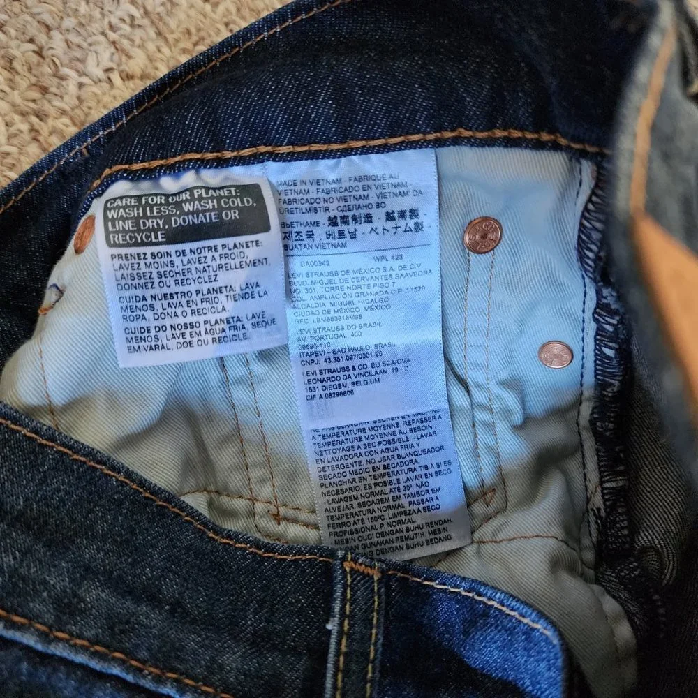 NWT Mens Levis 505 Regular Cropped Cool Eco Performance Jeans Size 28